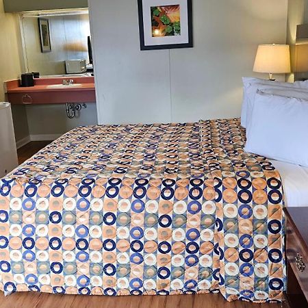 Astoria Hotel West แดนวิลล์ ภายนอก รูปภาพ